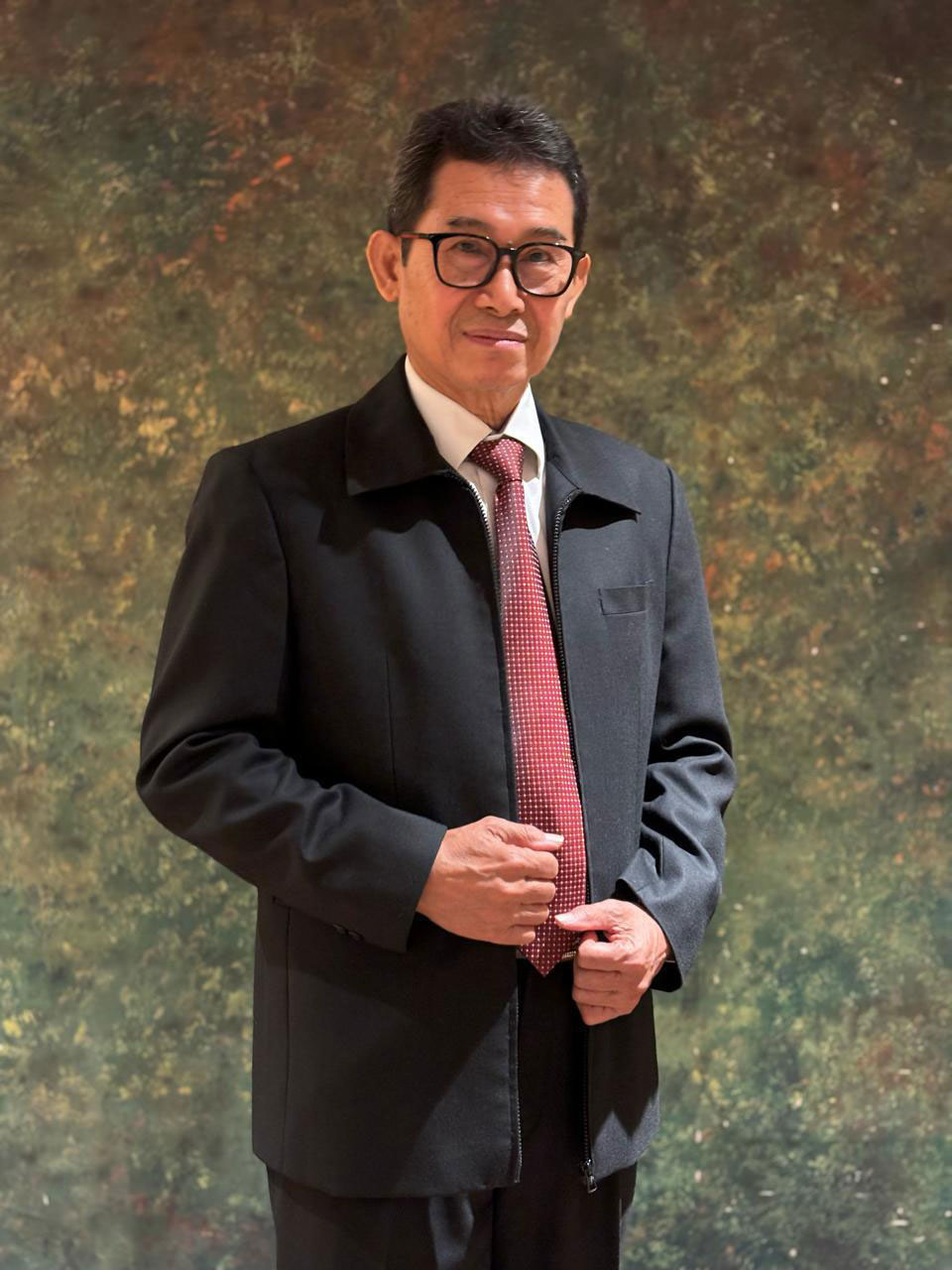 Assoc. Prof. Drs. Ridwan Maronrong, M.Sc., Ph.D.